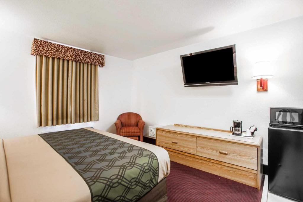 Econo Lodge Truman Inn Sedalia Buitenkant foto