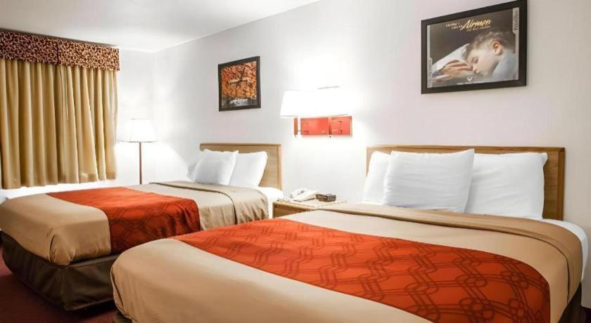 Econo Lodge Truman Inn Sedalia Buitenkant foto